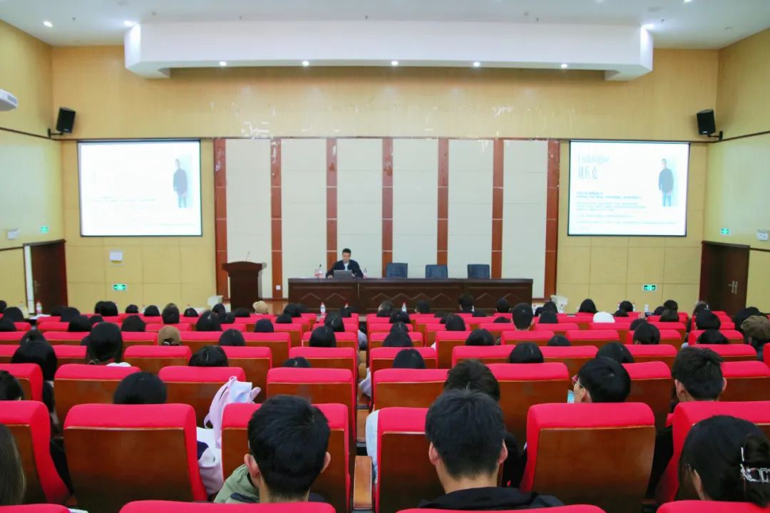“我与我的字体”字体设计经验分享会现场.jpg